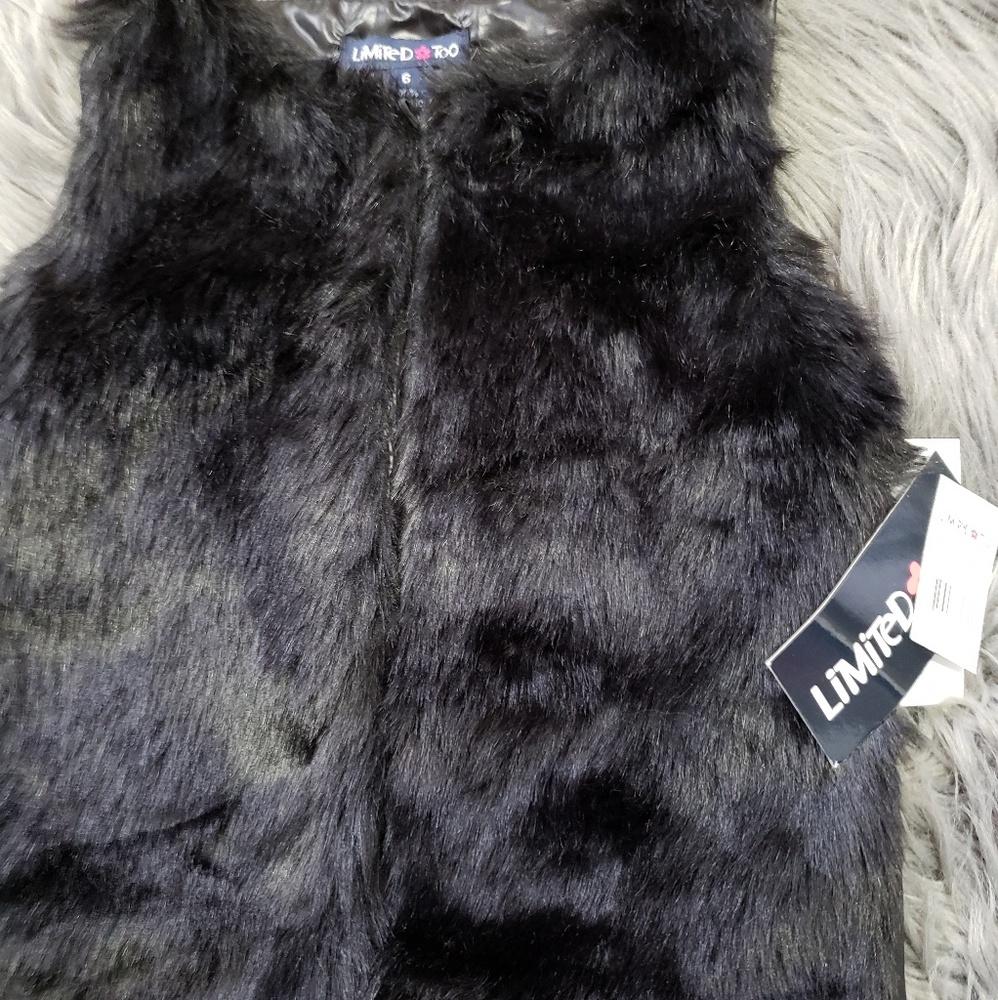 Girl black faux fur vest